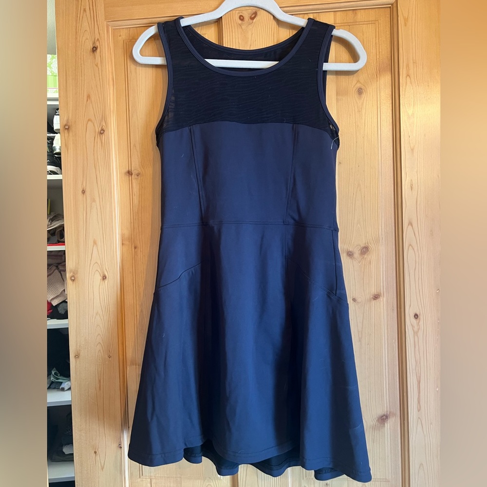 TONIC Tennis Dress    size Large. NWOT